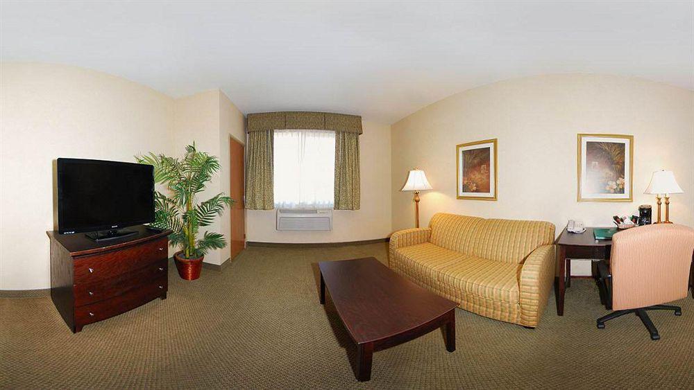 Comfort Suites Johnson Creek Conference Center Kültér fotó
