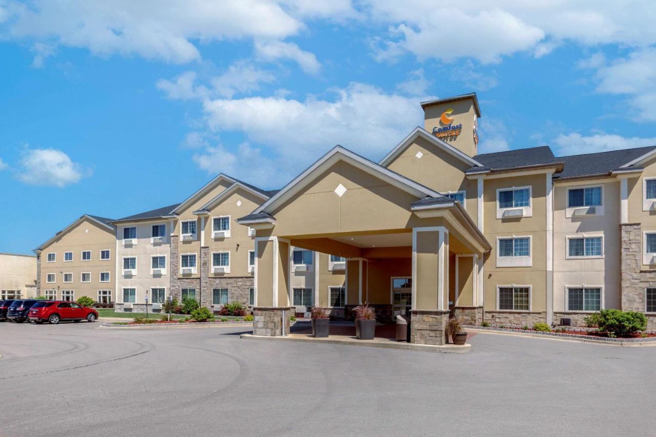 Comfort Suites Johnson Creek Conference Center Kültér fotó